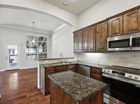 1911  Osprey Lane , Garland Texas 75044