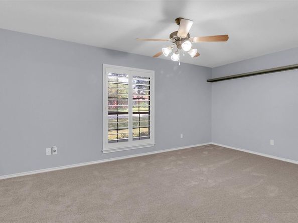490  Sellmeyer Lane , Highland Village Texas 75077