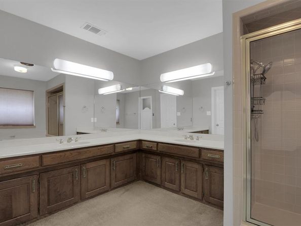 490  Sellmeyer Lane , Highland Village Texas 75077