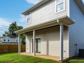 2725  1st Avenue , Dallas Texas 75210