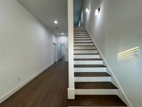 2725  1st Avenue , Dallas Texas 75210