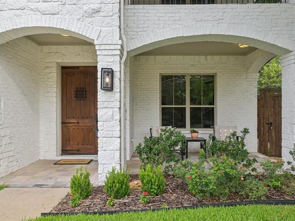 5035  Alcott Street , Dallas Texas 75206