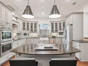 5035  Alcott Street , Dallas Texas 75206