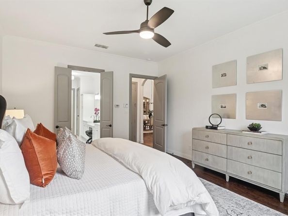 5035  Alcott Street , Dallas Texas 75206