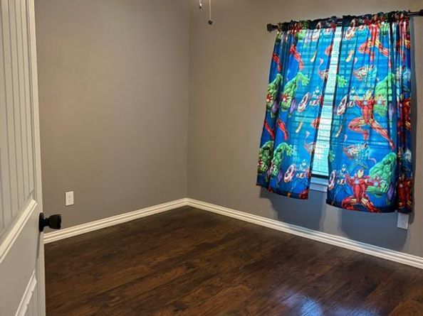 1013  Denmark Street , Grand Prairie Texas 75050