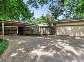 1101  Greenbriar Lane , Arlington Texas 76013