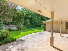 1101  Greenbriar Lane , Arlington Texas 76013
