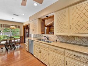 1101  Greenbriar Lane , Arlington Texas 76013