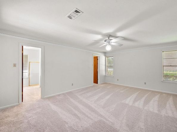 1101  Greenbriar Lane , Arlington Texas 76013