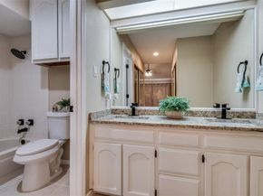 1110  Cloudcrest Court , Arlington Texas 76017