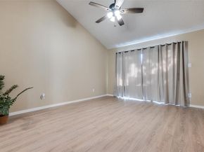1110  Cloudcrest Court , Arlington Texas 76017