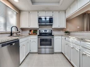 1110  Cloudcrest Court , Arlington Texas 76017