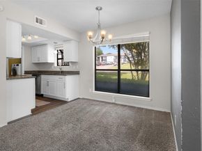 2101  Park Willow Lane  A, Arlington Texas 76011