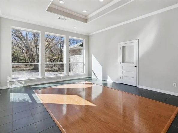 6116  Country Hill Court , Fort Worth Texas 76140