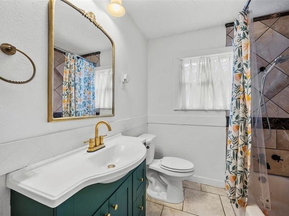 3829  Byers Avenue , Fort Worth Texas 76107