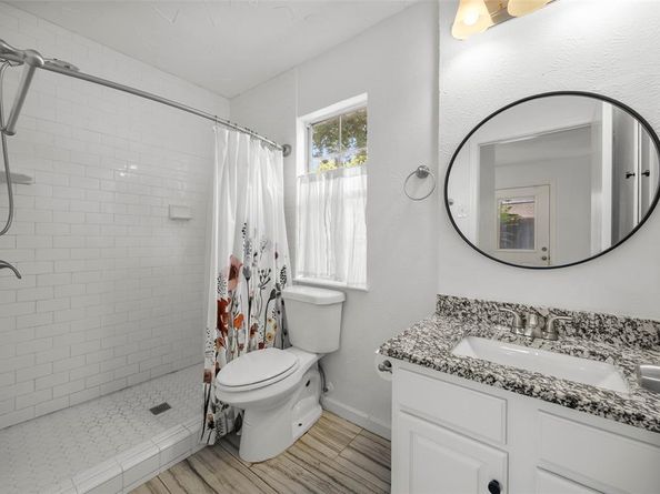 3829  Byers Avenue , Fort Worth Texas 76107