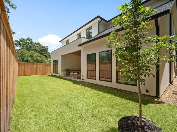 3727  Clover Lane , Dallas Texas 75220