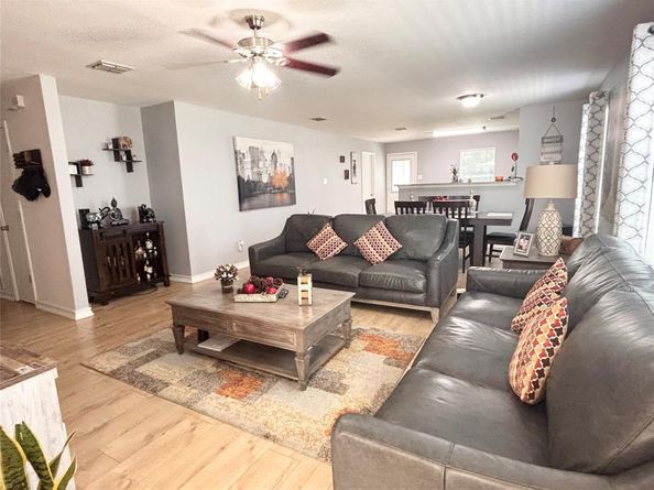605  Rosario Lane , Fort Worth Texas 76052