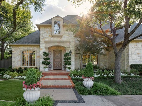 11407 W Ricks Circle , Dallas Texas 75230