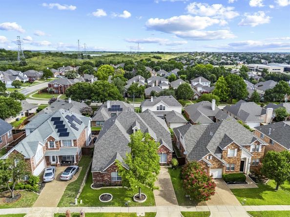 9235  Jasmine Lane , Irving Texas 75063