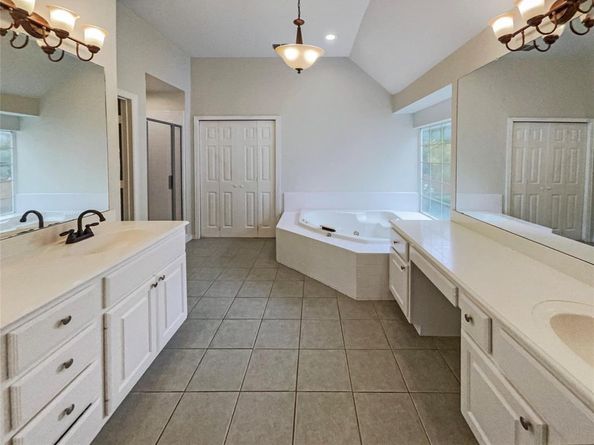 413  Thunderbrook Road , Garland Texas 75044