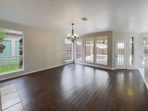 413  Thunderbrook Road , Garland Texas 75044