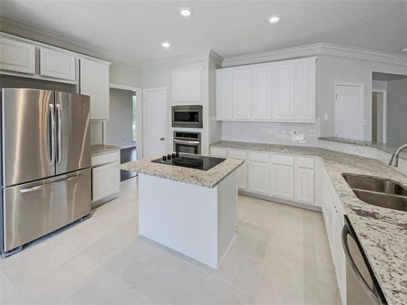 413  Thunderbrook Road , Garland Texas 75044