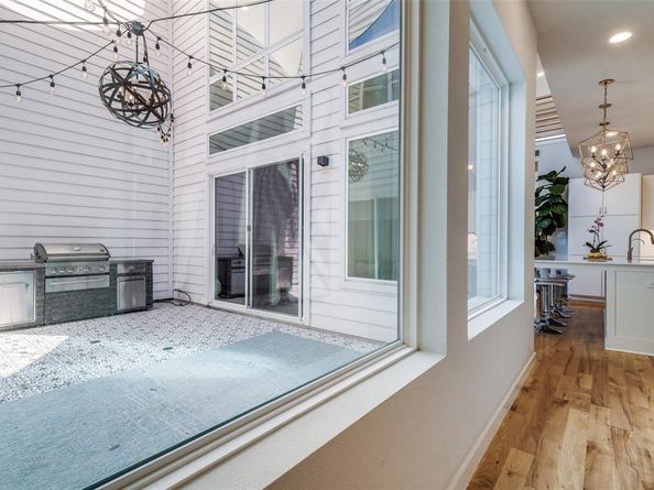 1328  Madeline Place  B, Fort Worth Texas 76107