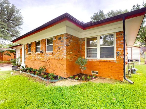3517  Wicklow Court , Fort Worth Texas 76116