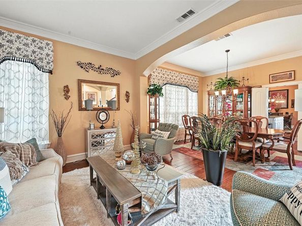 1717 E Branch Hollow Drive , Carrollton Texas 75007