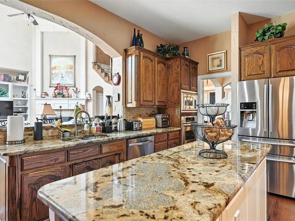 1717 E Branch Hollow Drive , Carrollton Texas 75007