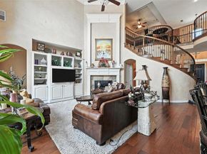 1717 E Branch Hollow Drive , Carrollton Texas 75007
