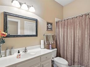1717 E Branch Hollow Drive , Carrollton Texas 75007