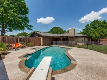 1902  Vassar Drive 