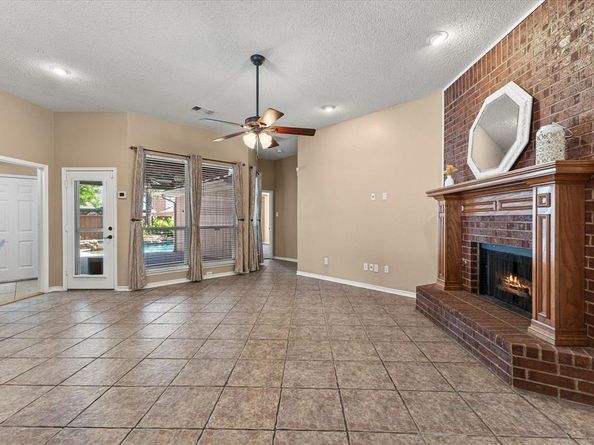1525  High Country Lane , Allen Texas 75002