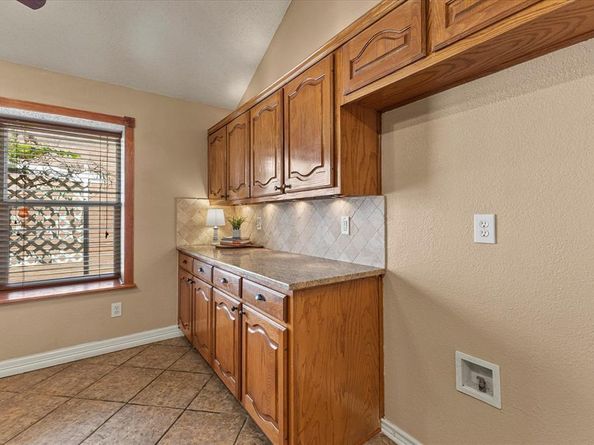 1525  High Country Lane , Allen Texas 75002