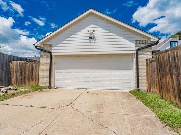 8306  Chesham Drive , Rowlett Texas 75088
