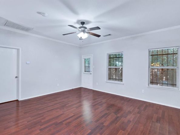 3521  Apple Valley Way , Dallas Texas 75227