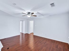 3521  Apple Valley Way , Dallas Texas 75227