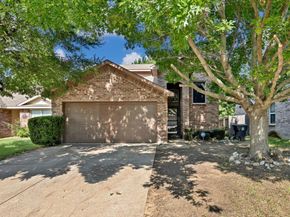 3521  Apple Valley Way , Dallas Texas 75227