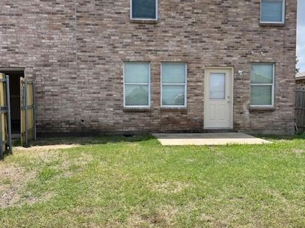 3120  Crimson Clover Drive , Lancaster Texas 75134