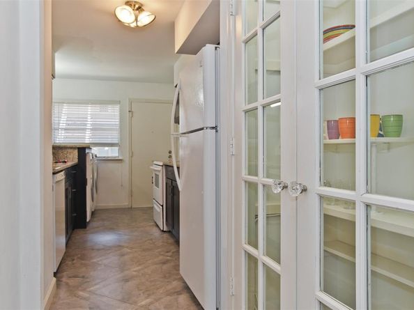 11102  Valleydale Drive  A, Dallas Texas 75230