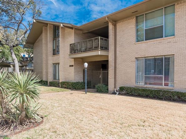 11102  Valleydale Drive  A, Dallas Texas 75230