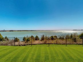 2212  Fairwater Mews , Rowlett Texas 75088