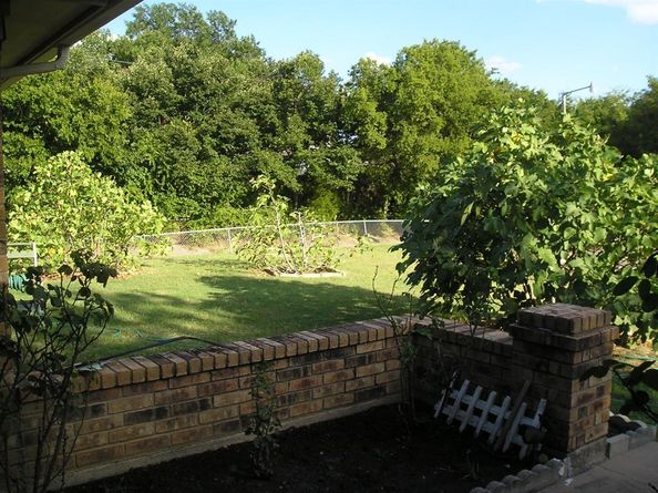 901  Freestone Court , Arlington Texas 76017