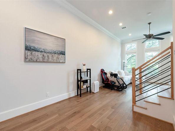 4094  Runyon Road , Addison Texas 75001