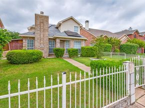 2839  Meadow Way Lane , Dallas Texas 75228