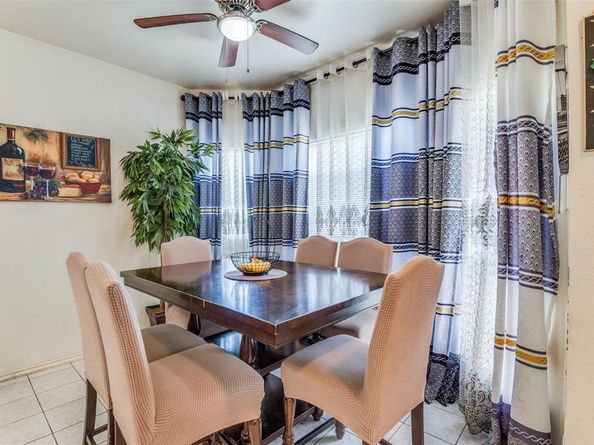 2839  Meadow Way Lane , Dallas Texas 75228