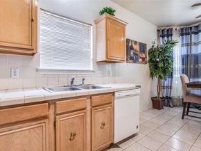 2839  Meadow Way Lane , Dallas Texas 75228