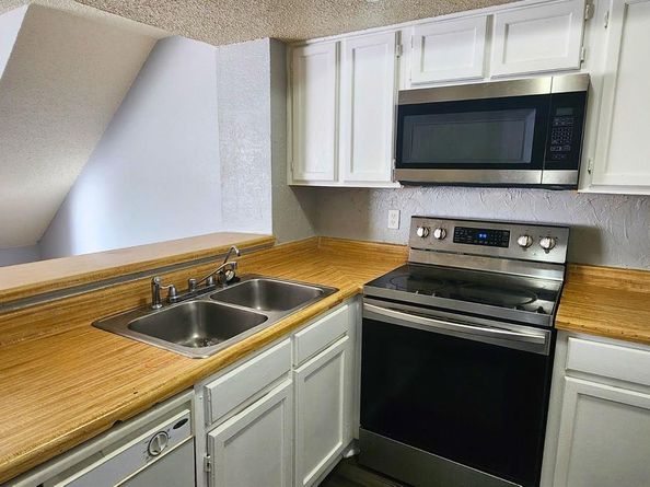 9823  Walnut Street  201, Dallas Texas 75243